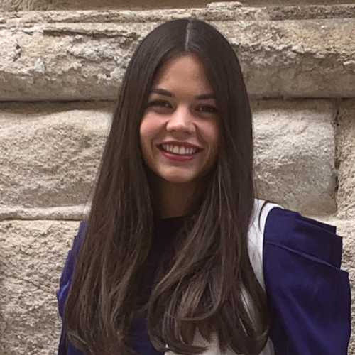 Dña. Patricia Domínguez Hernández